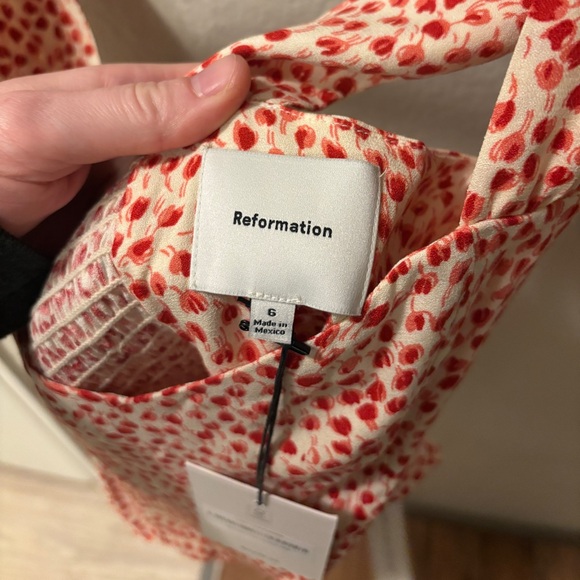 NWT Reformation Hester Top - Picture 4 of 4